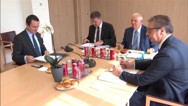 Борел пред средбата со Вучиќ и Курти: Се надевам дека ќе го прифатат понудениот предлог 