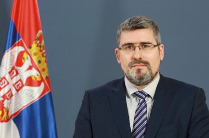 Старовиќ: Србија набавува „многу сериозна количина“ самоубиствени дронови од ОАР