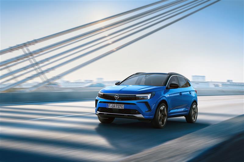 OPEL ПРОСЛАВУВА 20 ГОДИНИ НА КОРИСТЕЊЕ СЕДИШТА СО СЕРТИФИКАТ AGR