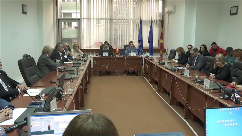 Претседател на Судскиот совет ќе се бира од сите членови на советот, одлучи Уставниот суд