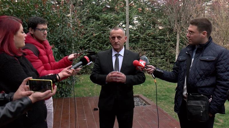 Меџити најавува средување на сообраќајниот хаос на клинички 