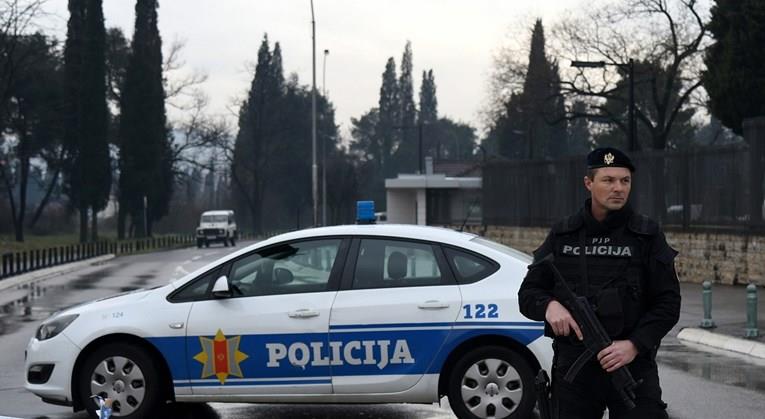 Србин е фатен со половина тон кокаин во цистерна на излез од Црна Гора 