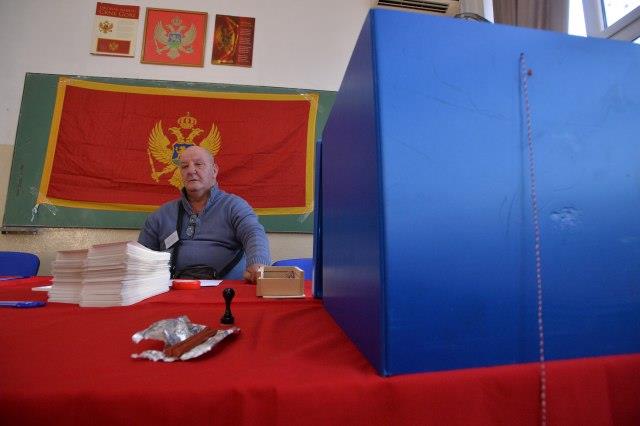 Мило Ѓукановиќ и Јаков Милатовиќ во вториот круг од претседателските избори во Црна Гора