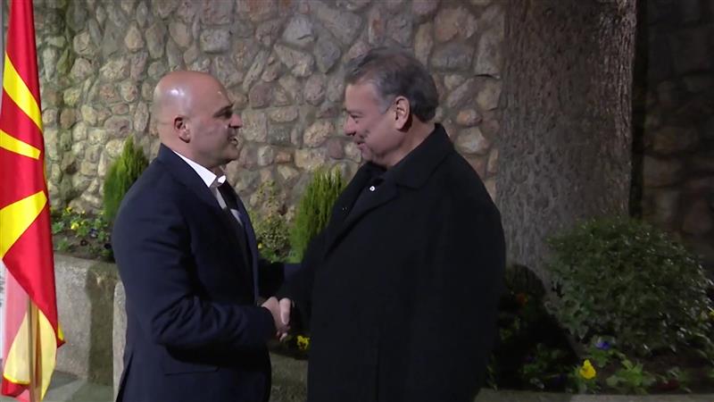 Ескобар: Договорот меѓу Србија и Косово е правно обврзувачки, иако не е потпишан