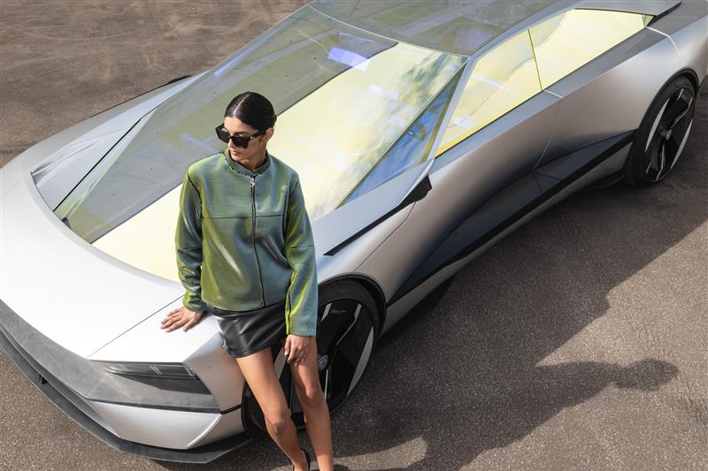 ЕВРОПСКА ПРЕМИЕРА НА PEUGEOT INCEPTION CONCEPT