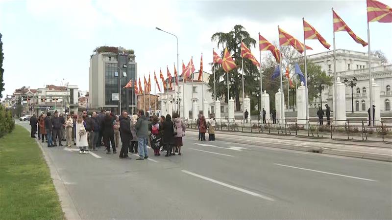 Вработените во култура се уште  протестираат за повисоки плати