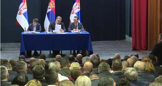 Вучиќ: Единствената цел на Приштина се провокации за да не вовлечат во војна со НАТО