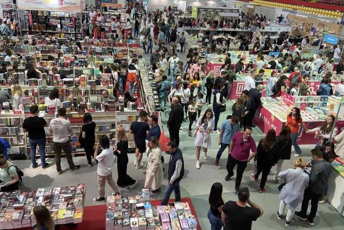 Саемот на книга со богата седумдневна програма