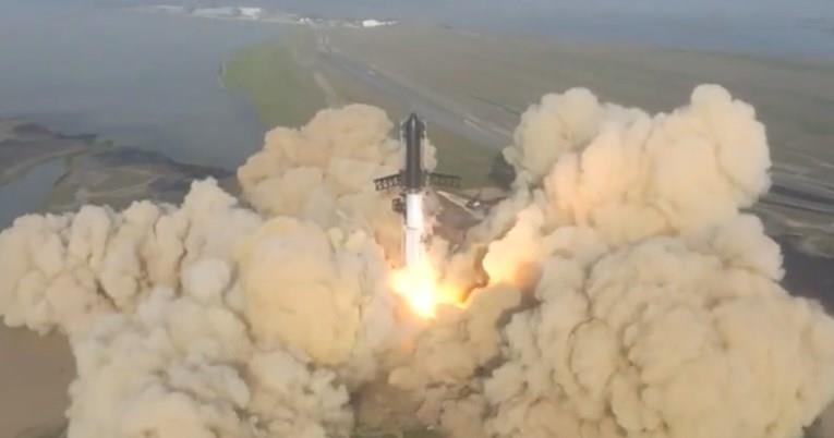 SpaceX успешно го лансираше Starship, но потоа леталото експлодира во воздух (ВИДЕО)