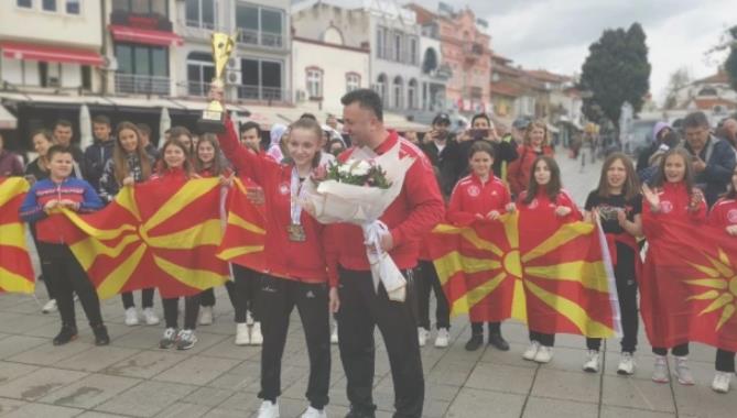Охрид ја пречека Христијана Парулеска - европската шампионка во традиционално таеквондо