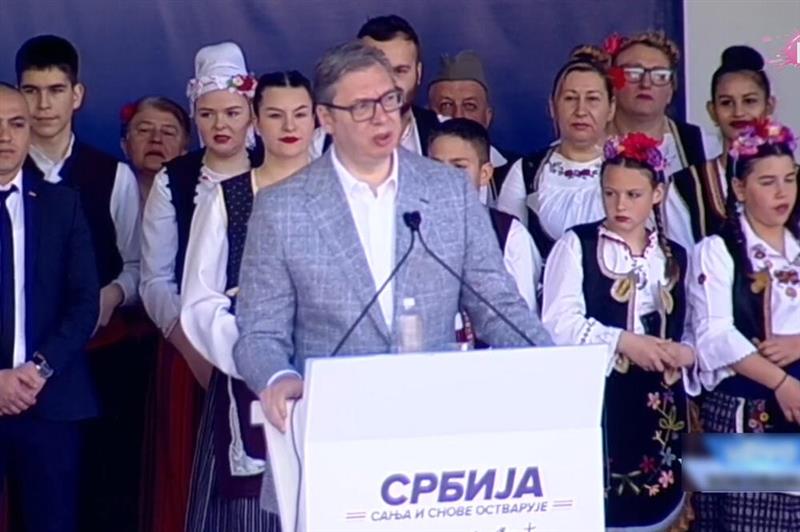 Вучиќ до косовските власти: Не смеете ниту да сонувате за намерно да ги протерате Србите 
