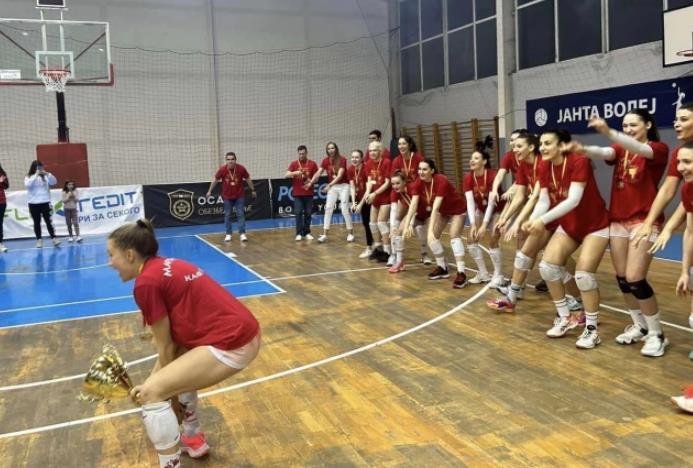 Работнички го одбрани шампионскиот трофеј