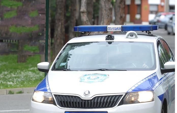 Уапсен малолетник во Ниш, наводно се заканувал дека ќе убие 30 лица