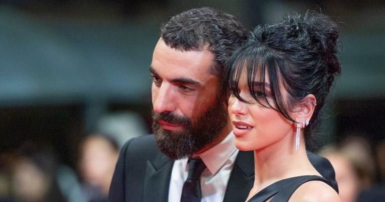 Дуа Липа прв пат се појави во јавност со новиот партнер, поранешниот на Рита Ора (ФОТО)