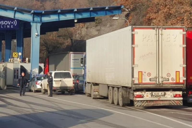 Приштина забрани влез за српска стока на Косово