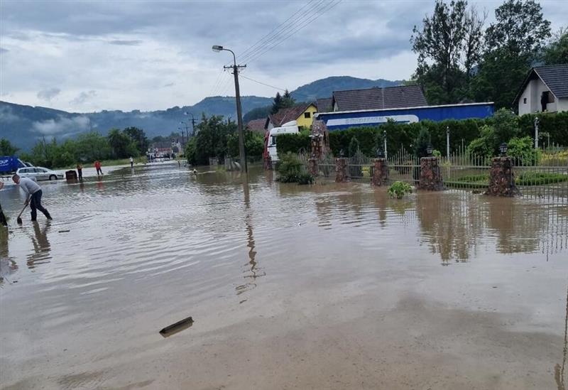 Вонредна состојба во 32 града и општини во Србија поради поплави