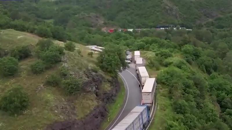 Состојбата во Косово е мирна, но напната