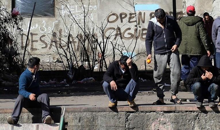 Најмалку двајца повредени во рафална престрелка на мигранти на северот на Србија (ВИДЕО)