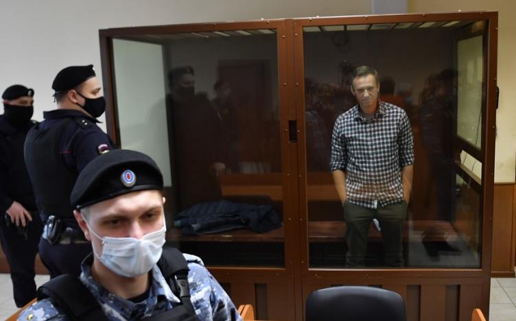 Во казнената колонија денеска почнува ново судење против Алексеј Навални