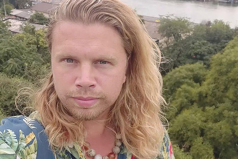 Холанѓанец, татко на над 550 деца, судот му наредил да запре или добива 100.000 евра казна