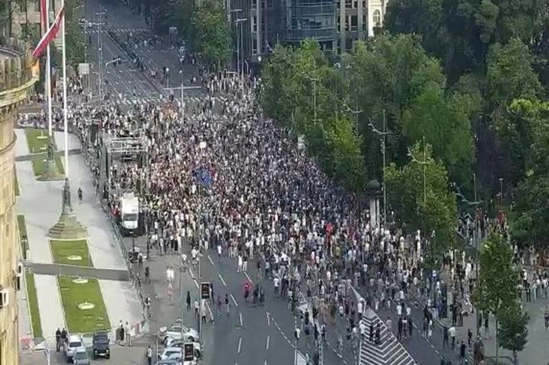Во Белград се одржува деветтиот протест „Србија против насилството“, на удар телевизијата Пинк 