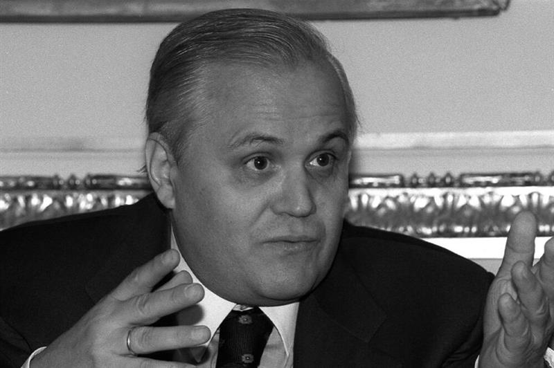 Почина поранешниот претседател на Србија, Милан Милутиновиќ
