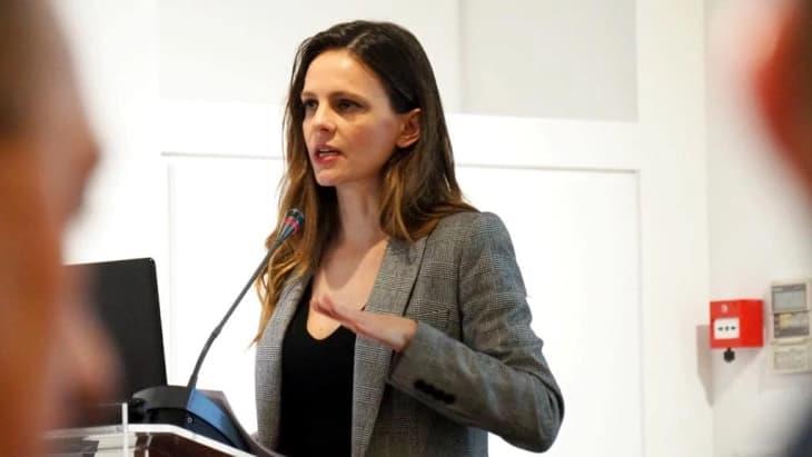 Поранешна министерка и пратеничка Ахциоглу кандидатка за лидер на СИРИЗА