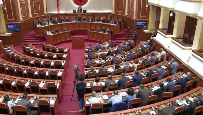 Одземен пратеничкиот мандат на поранешниот вицепремиер Ахметај, СПАК може да го апси