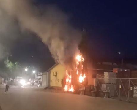 Видео: Бандера се запали во Сарај