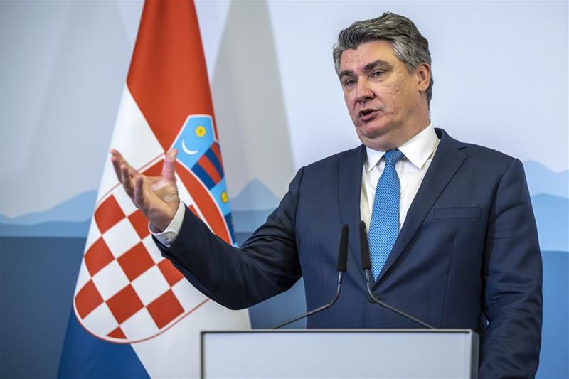 Милановиќ: Инертноста на ЕУ е многу незгодна работа и работи на наша штета
