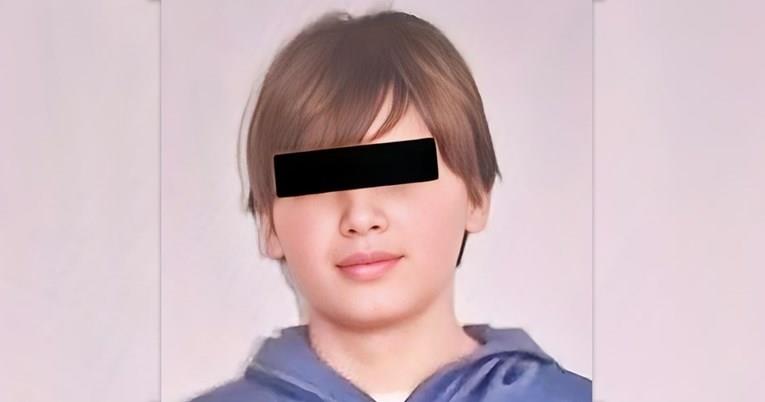 Коста опиша како пукал со татко му, за масакрот во училиштето го инспирирал документарец 