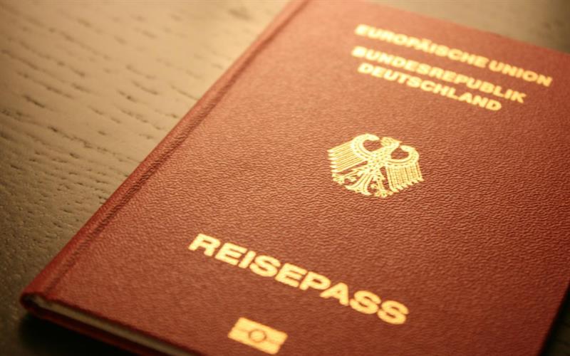  Нов закон за двојното државјанство во Германија – Еве што се менува!
