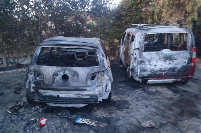 На Лефкада во Грција, запалени автомобилите на еден Македонец и двајца Срби (ВИДЕО)