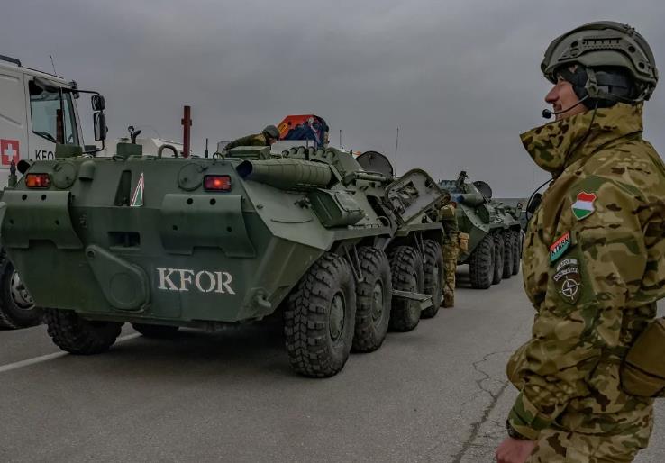КФОР најави зголемено движење на војниците во Косово