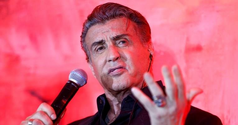 Силвестер Сталоне откри кои му се омилени филмови со Арнолд Шварценегер 