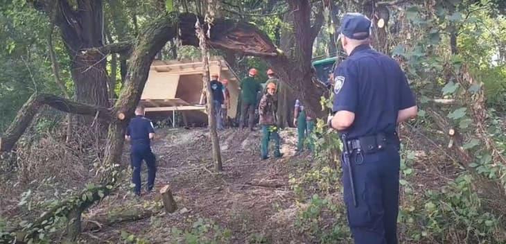 Хрватската полиција упадна во Либерланд, фиктивна „држава“ на Дунав, уапсени се неколку лица
