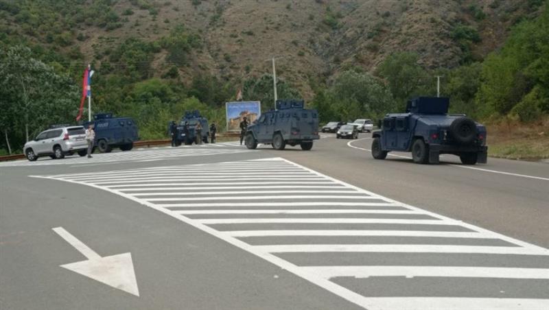 КосоваПрес: Зголемено присуство на косовската полиција, ЕУЛЕКС и КФОР во северно Косово