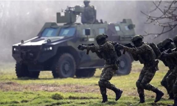 Началникот на Генералштабот на Србија негираше дека војската планирала упад во Косово