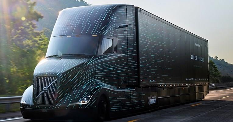 Волво го претстави SuperTruck 2, камион што ги поместува границите (ВИДЕО)