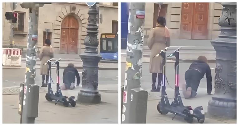 Жена прошета по улиците на Минхен со маж на поводник (ВИДЕО)