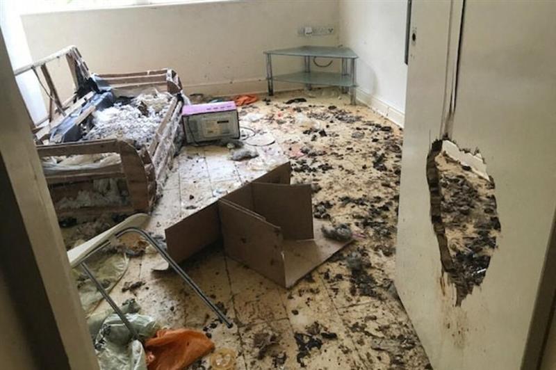 Потстанарка се иселила и зад себе оставила хаос, соседите шокирани (ФОТО)