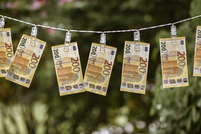 Бугарија e ставена на меѓународната сива листа за перење пари