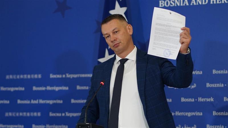Нешиќ: Постои опасност од терористички напад во БИХ