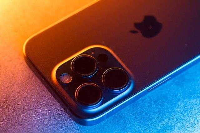 „iPhone 16“ ќе има дополнително копче?