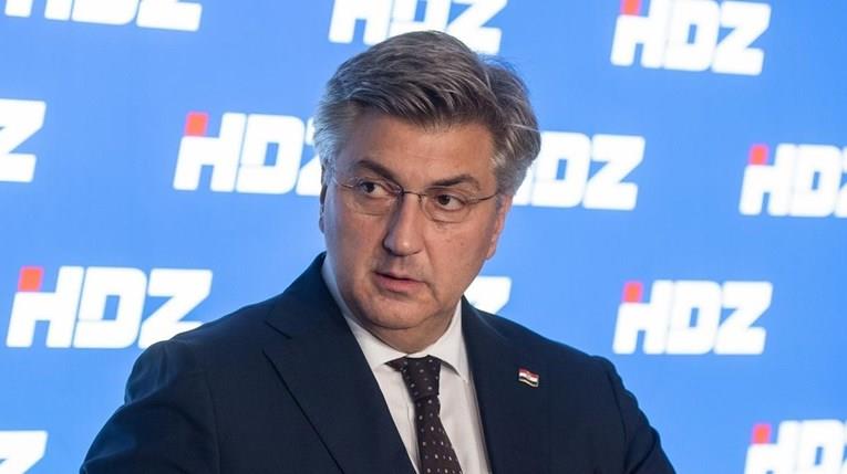 Пленковиќ го разреши министерот за одбрана, кој предизвика тешка сообраќајка (ВИДЕО)