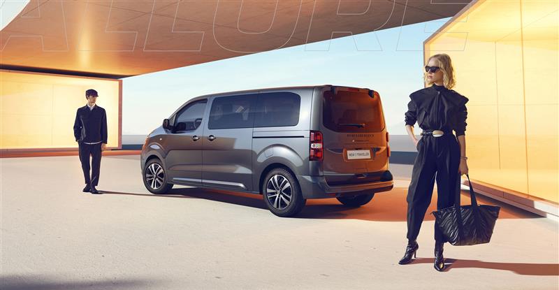 НОВИОТ  PEUGEOT E- TRAVELLER