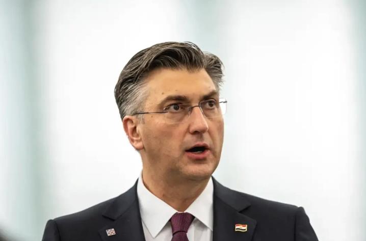Пленковиќ: Со протерувањето на српскиот дипломат, Хрватска одговори на единствениот можен начин
