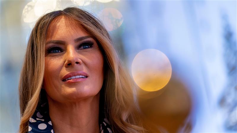 Јавноста со критики за стајлингот на Меланија Трамп