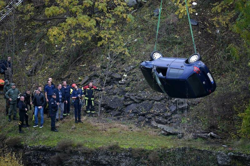 Трагедија во Црна Гора:Намерно слетал со автомобил во Морача,внатре бил неговиот 6- годишен син