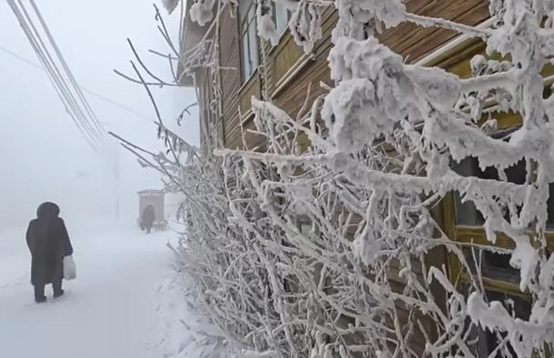 Видео- Фото: Минус 58 степени Целзиусови измерени во најстудениот град во светот 